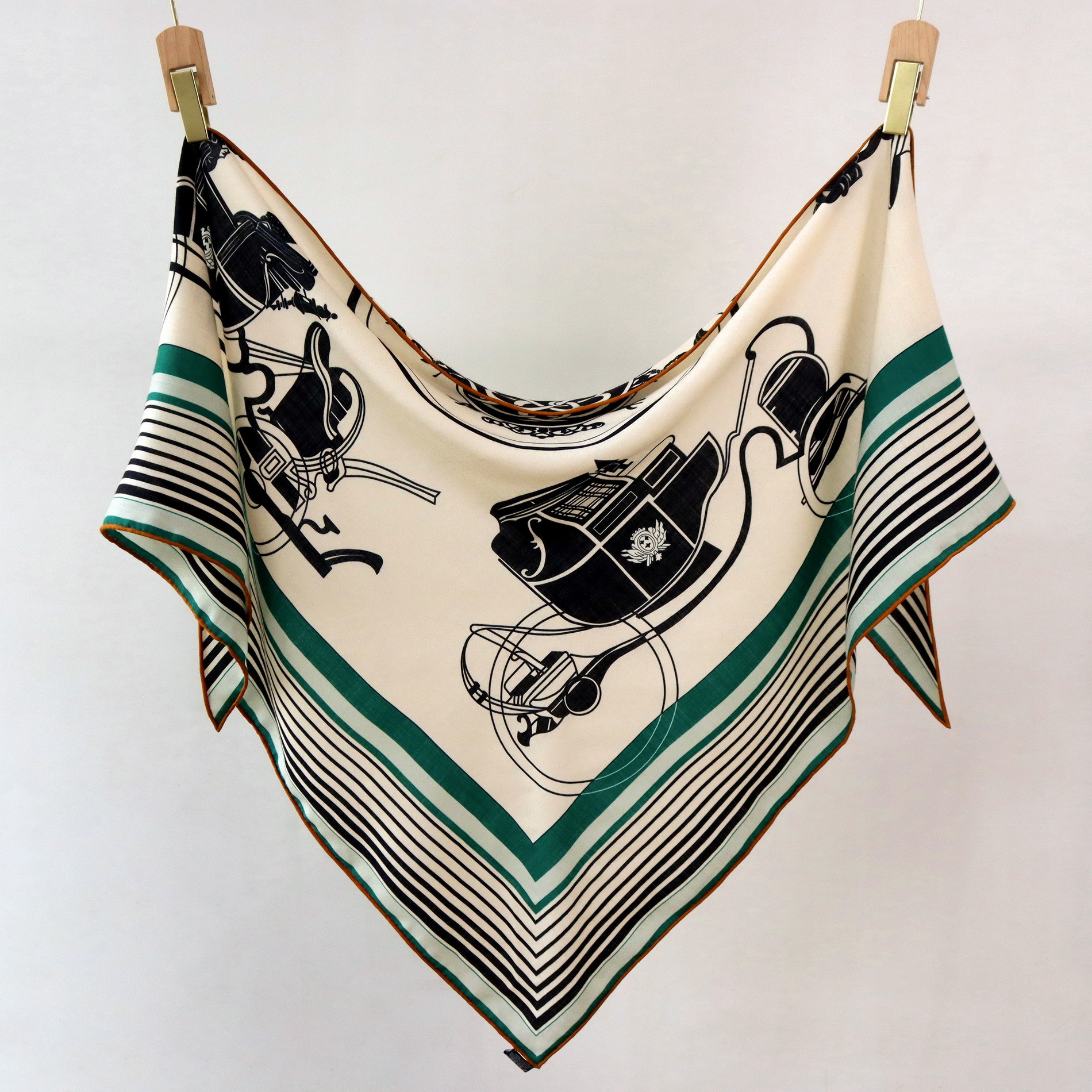 Vintage Equestrian Print Silk  - đánh giá và giá Pashmina Wrap Large