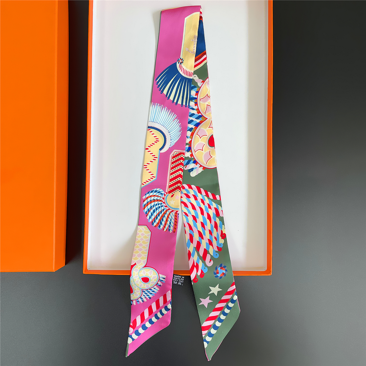 Brand Design Twill 100% Silk S - đánh giá và giá Scarf Silk Square