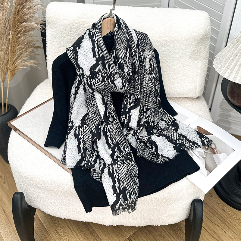 Luxury Brand Scarf Leopard pri - đánh giá và giá Pashmina Wrap Large